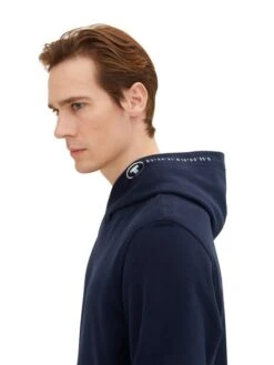 Tom Tailor Herren Kapuzenpullover Hoodie STRUCTURED LINING - Regular Fit 24 Tom Tailor Herren Kapuzenpullover Hoodie STRUCTURED LINING - Regular Fit -Zoe Bekleidungsgeschäft 48425 Tom Tailor 302 10668 1035565 3
