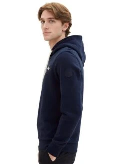 Tom Tailor Herren Kapuzenpullover LOGO HOODIE - Regular Fit 34 Tom Tailor Herren Kapuzenpullover LOGO HOODIE - Regular Fit -Zoe Bekleidungsgeschäft 49022 Tom Tailor 312 10668 1037751 3 1