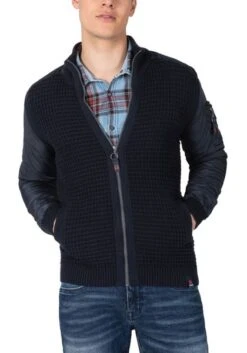 TIMEZONE Herren Strickjacke KNIT BOMBER - Regular Fit 17 TIMEZONE Herren Strickjacke KNIT BOMBER - Regular Fit -Zoe Bekleidungsgeschäft 49232 TIMEZONE Gmb 232 0391 29 10066 01 9334 3 1